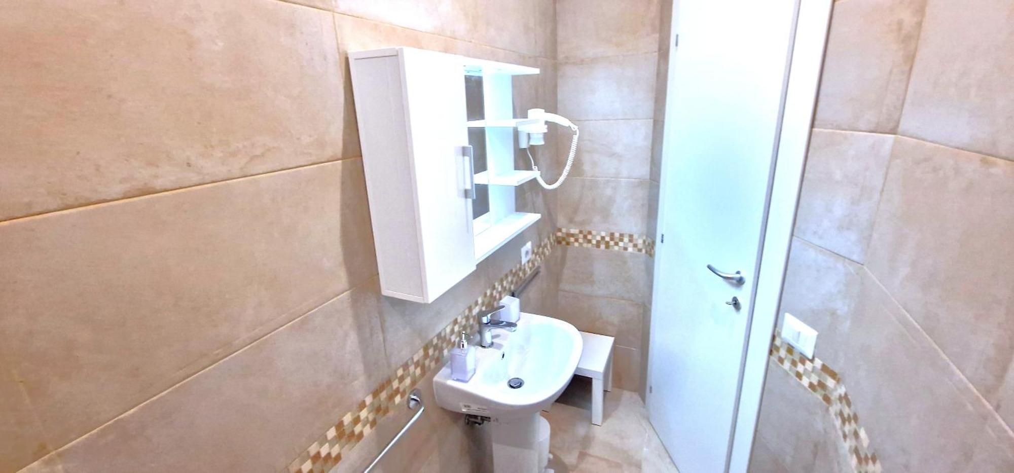 Cecilia House Guest house